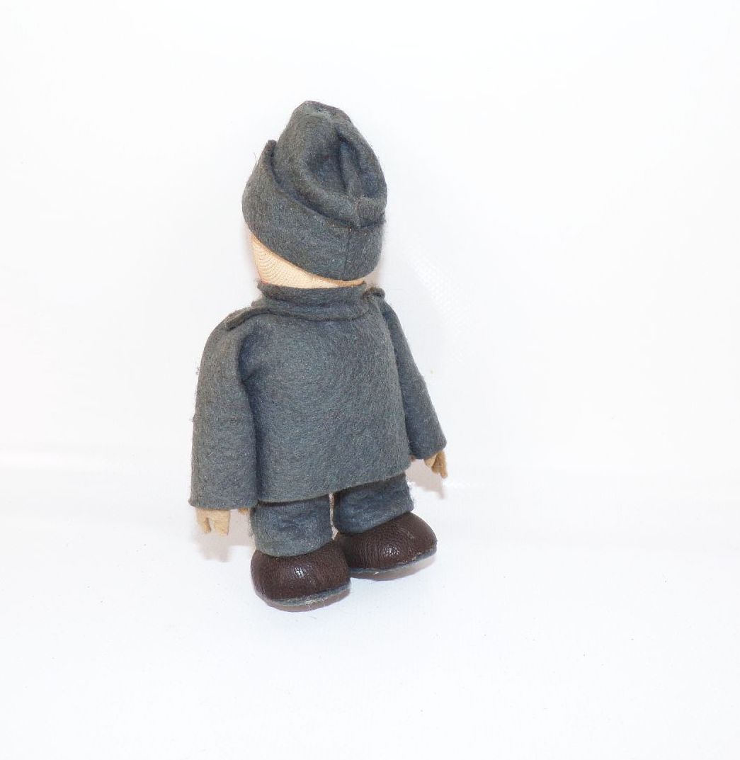 Soldat Schwejk DDR Figur Puppe Soldat Schwejk DDR Figur Puppe