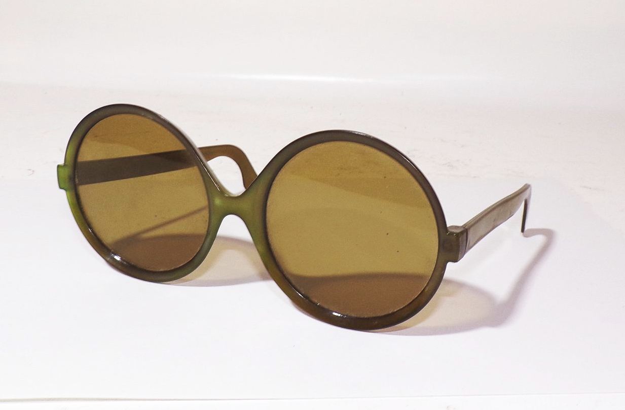 Alte Sonnenbrille 70er Jahre Hippie Ära Retro Vintage Requisit 