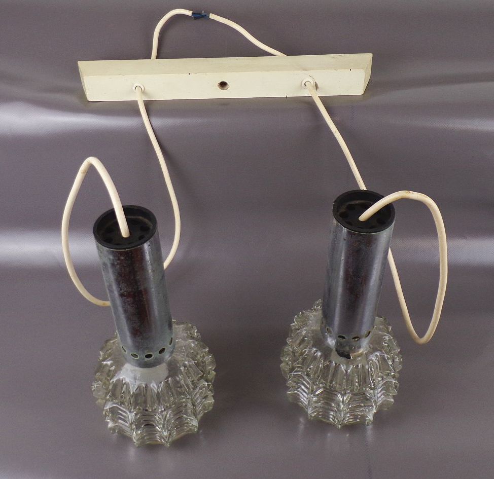 Alte Pendelleuchte 2er Preßglas E27 DDR Hängelampe 