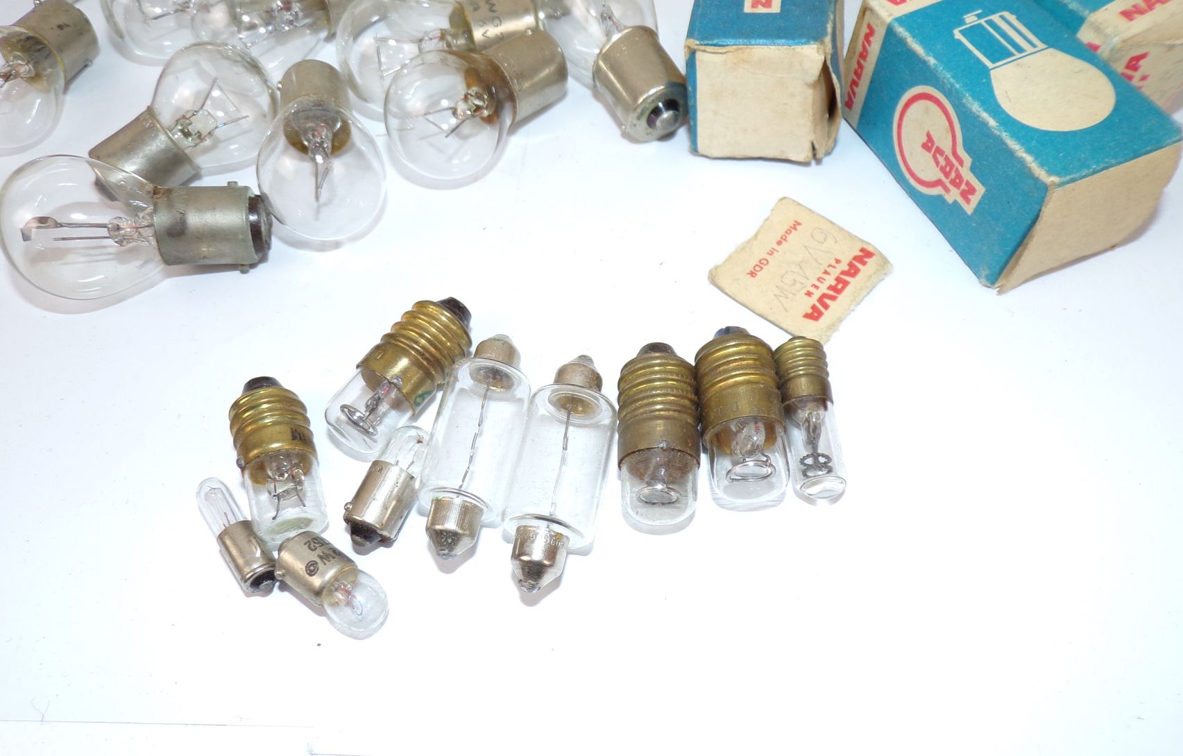 Konvolut Autolampen Beleuchtung Leuchtmittel Narva Wartburg Trabant Oldtimer