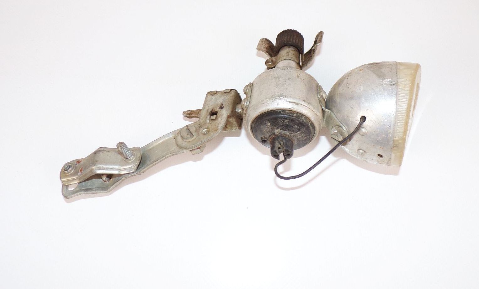 Alter Fahrraddynamo mit Scheinwerfer DDR Ruhla 6 V 3 W Oldtimer 