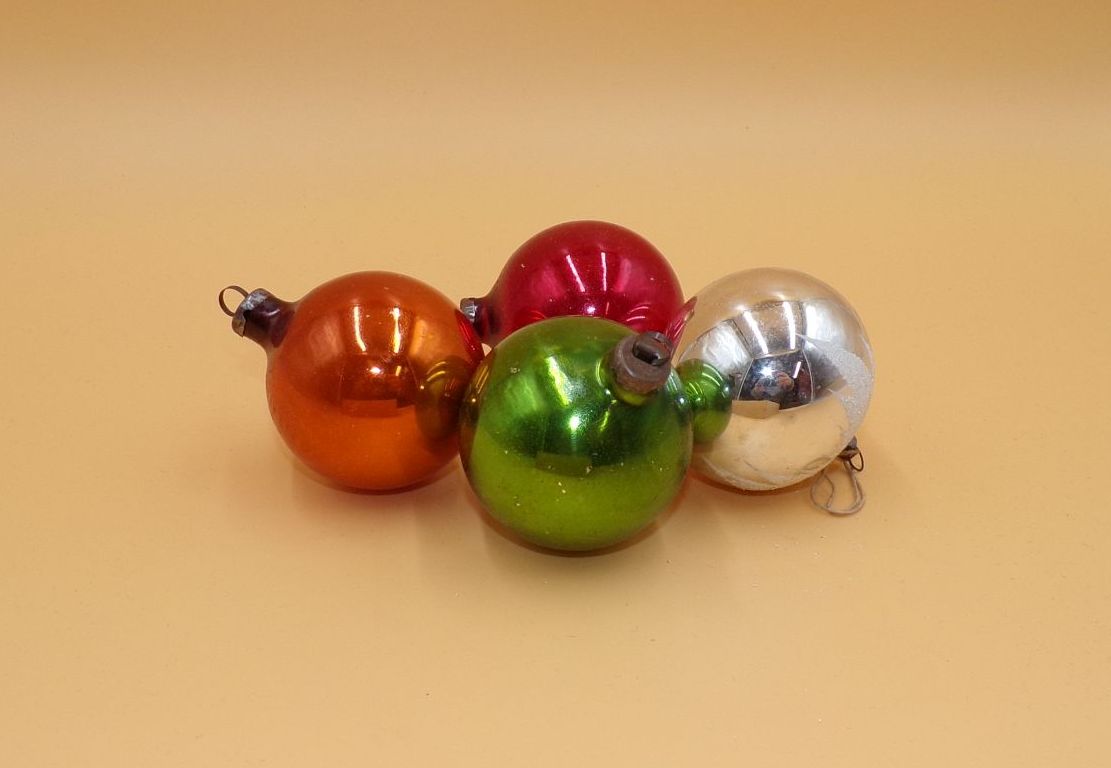 Schachtel Weihnachtskugeln Rot Grün Orange Silber 12 Stück DDR Lauscha