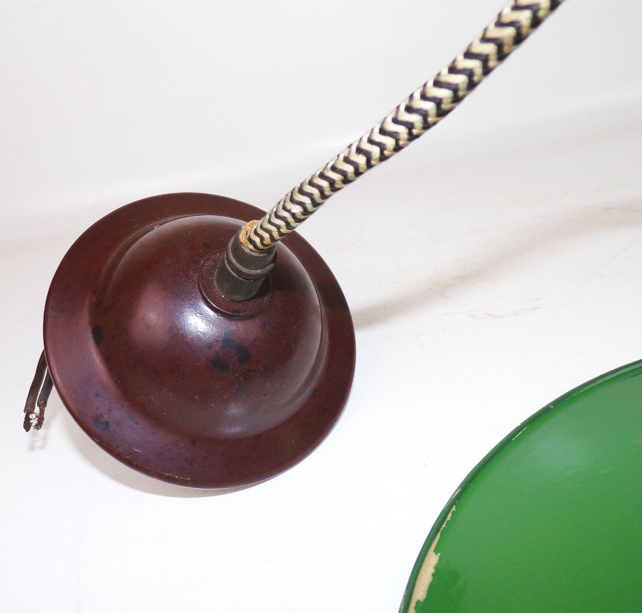 Alte Pendelleuchte Emaille Lampe Grün Weiß E27 Art Deco email Lampe 