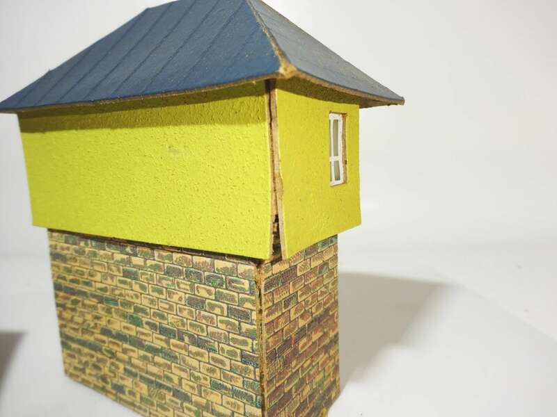 Auhagen Bahnhof Wernesgrün Stellwerk Bahnwärterhaus Litfaßsäule TT H0 mit OVP 