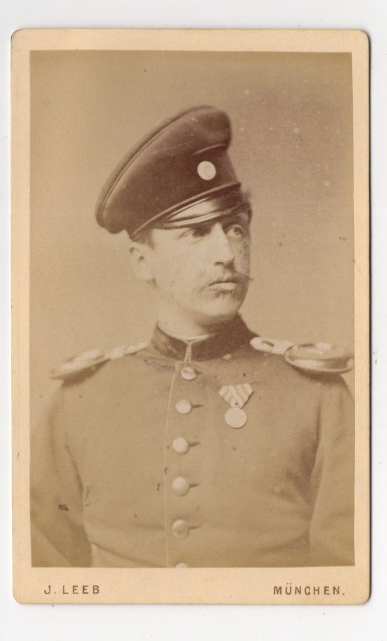 CDV Foto Soldat Epauletten Medaille um 1870 München