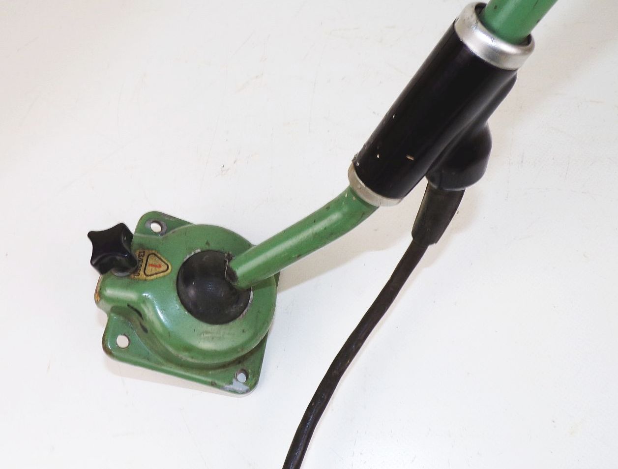 LBL Gelenklampe DDR Werkstattlampe Bauhaus Bakelit Schreibtischlampe