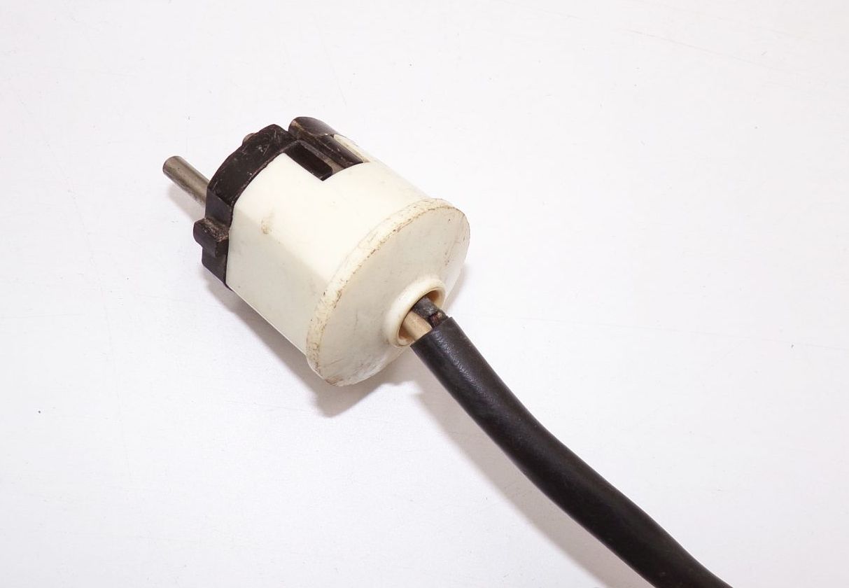 NVA Lampe Leuchte 100 Watt Scheinwerfer Handlampe DDR Volksarmee 