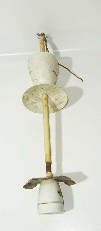 Alte Kugellampe Weiss Art Deco Bauhaus Leuchte Glaskugel 