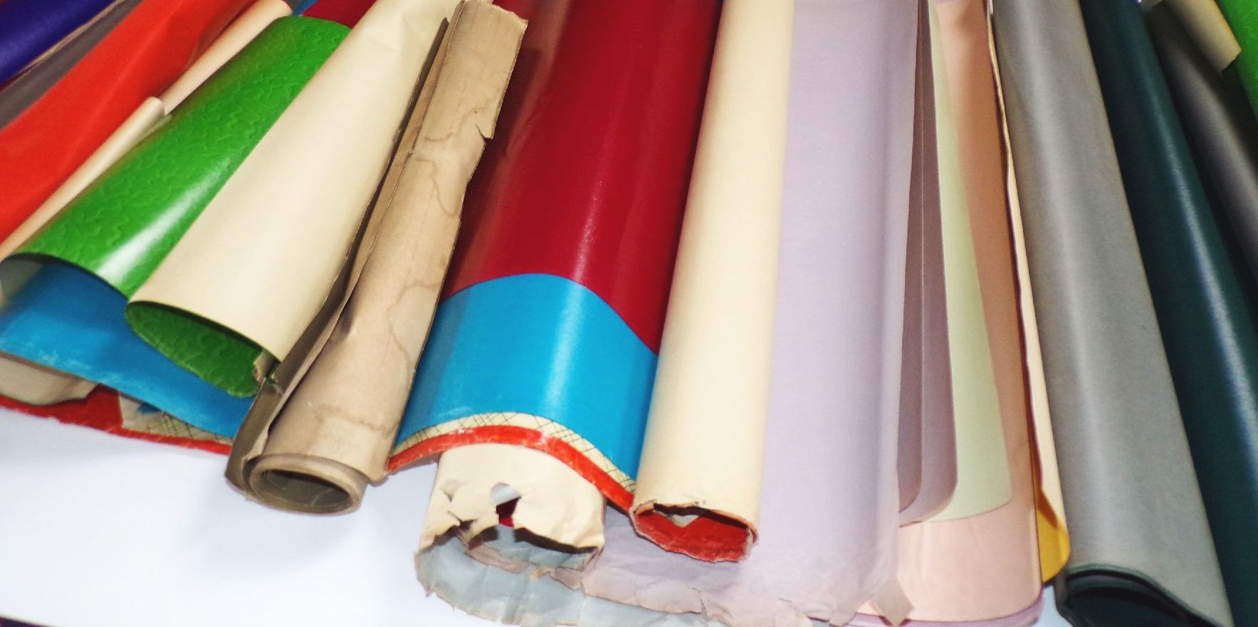 Altes Bastelpapier Buntpapier Pastellfarben 4 kg kräftige Farben Gold Basteln