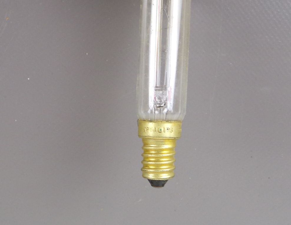 Alte Philips Glühlampe Leuchtmittel 230 V 25 W E14 alte Leuchtröhre Alte Philips Glühlampe Leuchtmittel 230 V 25 W E14 alte Leuchtröhre