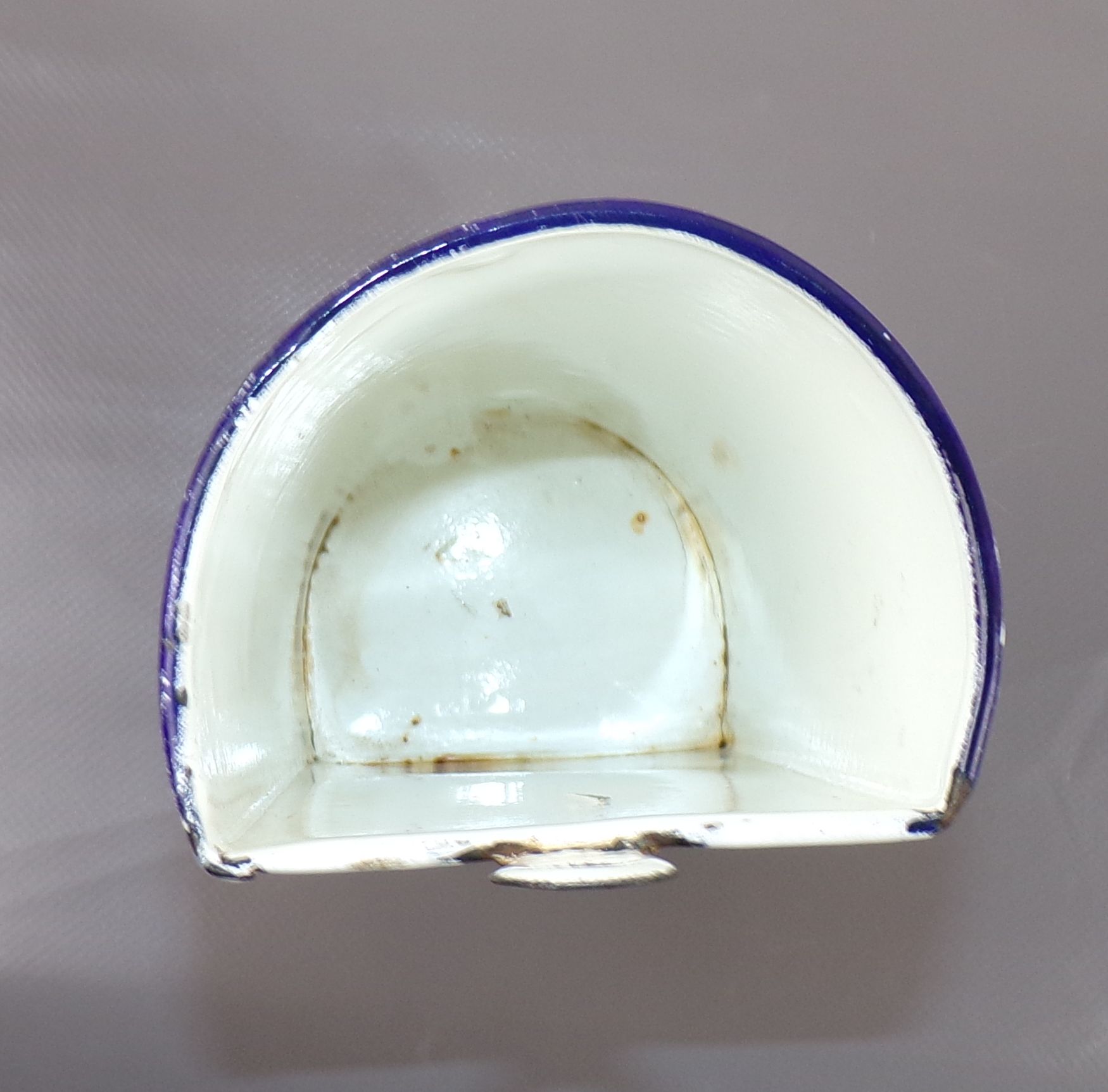 Alter Email Gefäß Weiss Blau Einlauf Behälter shabby Pflanzgefäß 