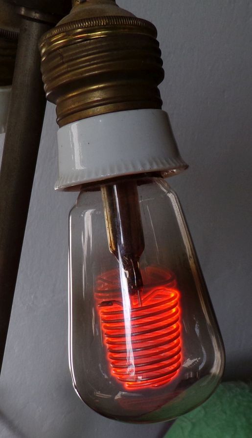 Alte Osram Bienenkorb Lampe Glühlampe E27 Leuchtmittel 124 V Beleuchtung Alte Osram Bienenkorb Lampe Glühlampe E27 Leuchtmittel 124 V Beleuchtung