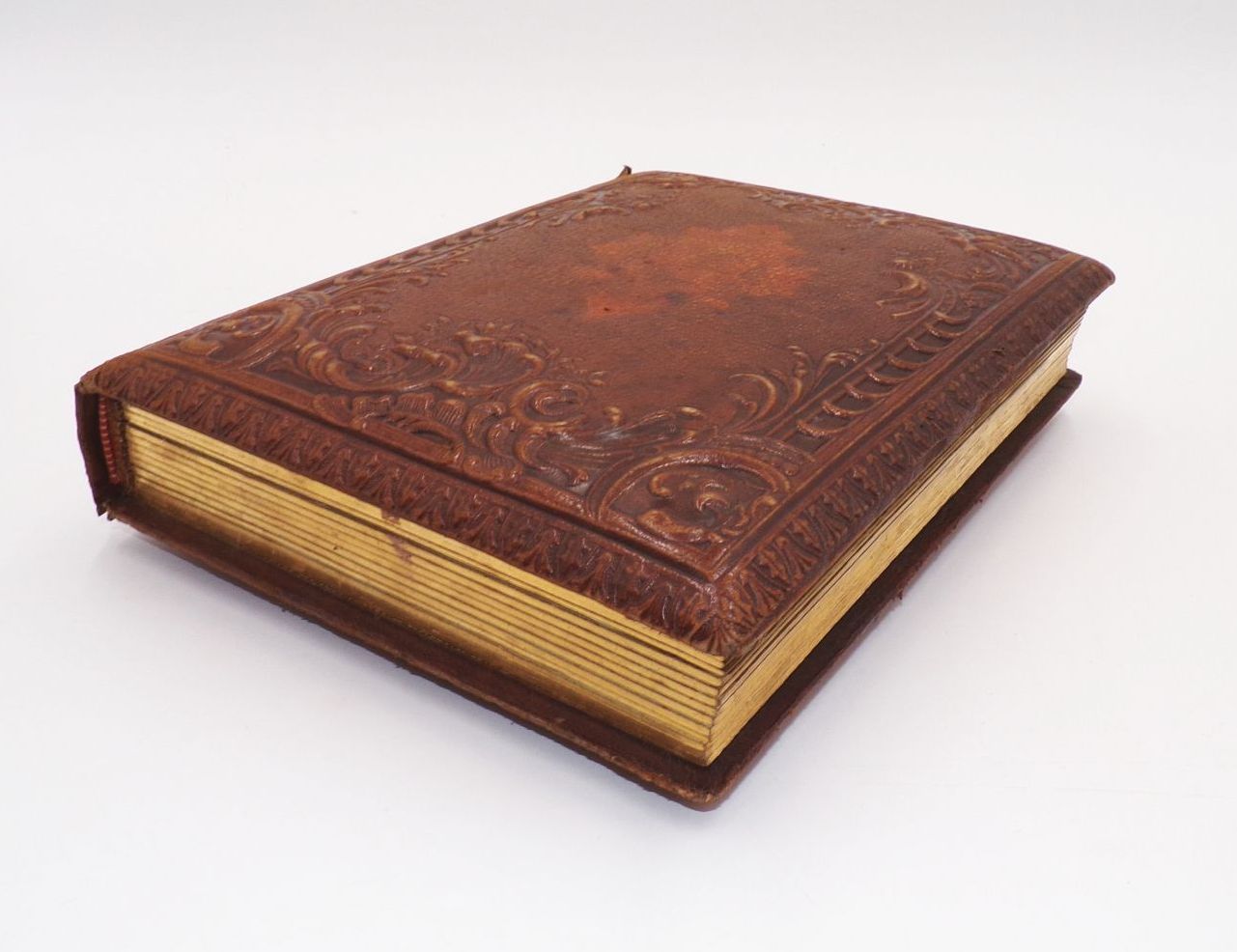 Altes Fotoalbum mit CDV Fotos und Kabinettaufnahmen um 1900