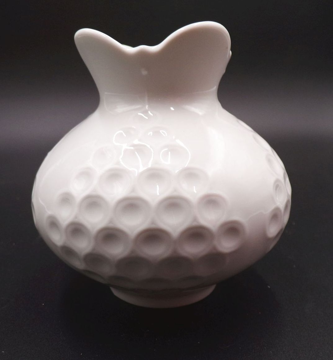 Meissen Vase Weiß klein 11 cm Vintage Design Form