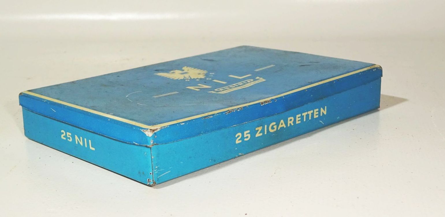 Alte Blechdose Nil Austria Zigarettenfabrik München Blau Dose Box Alte Blechdose Nil Austria Zigarettenfabrik München Blau Dose Box