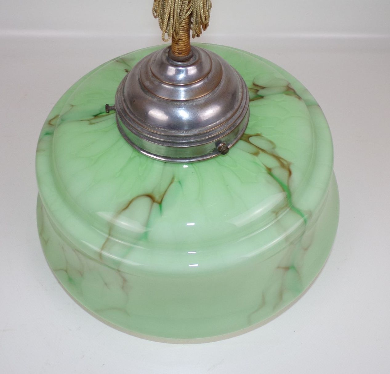 Alte Deckenleuchte Grün Lampenschirm Glas E27 Metall Art Deco Lampe