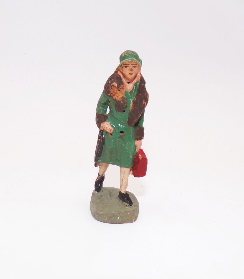 Alte Elastolin Massefigur Frau Dame Reisende Bahnhof um 1930