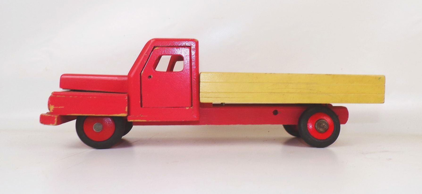 Wolfi Pritschenwagen LKW Laster Woldemar Fischer Pobershau DDR Holzspielzeug