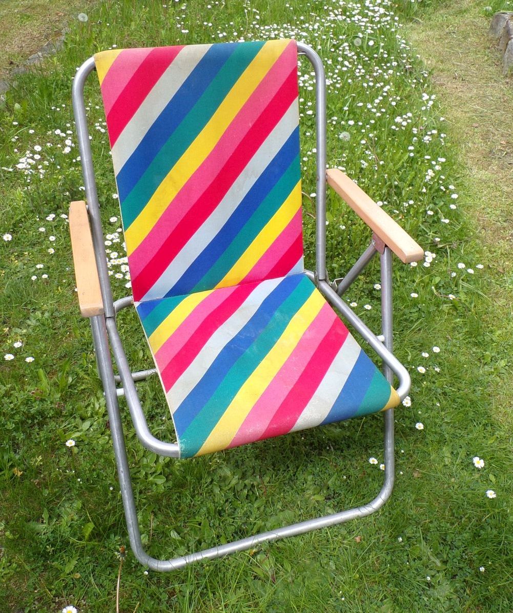 Alter Campingstuhl Bunt Retro DDR Klappstuhl true vintage