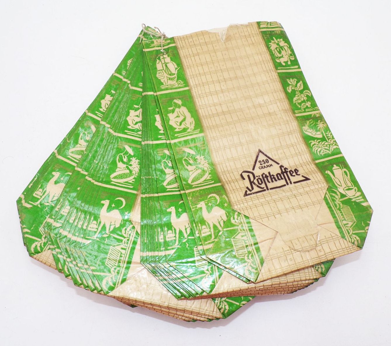Alte Papiertüten 43 Stück Emil Häse Nachfolger Liebstadt Kaffee Reklame Sammler