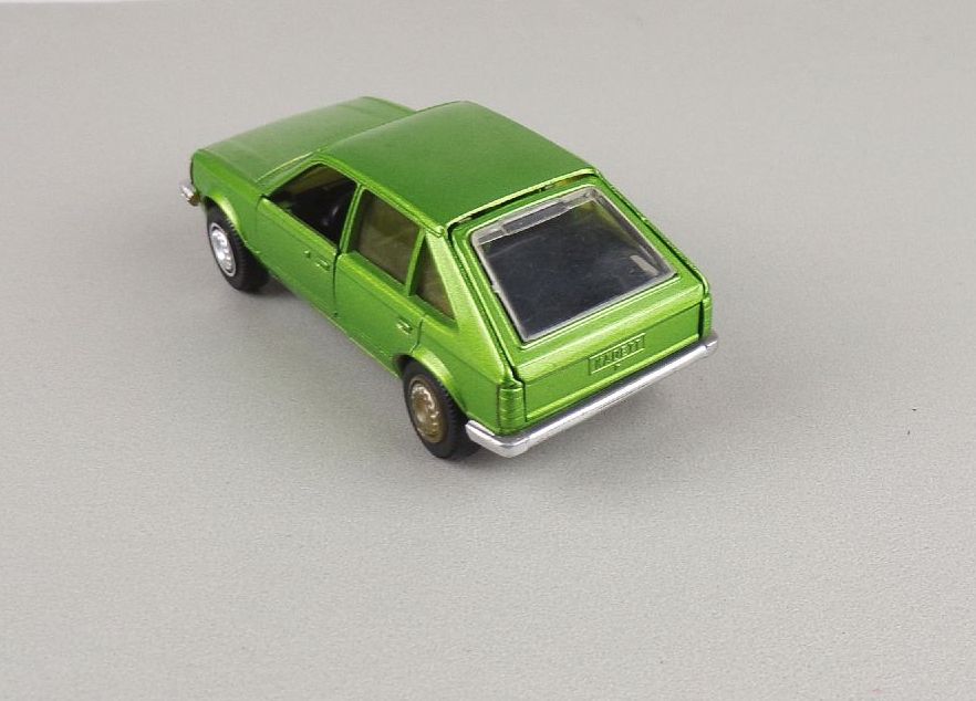 Gama Mini Opel Kadett Limousine 5 Türig grün Vintage Gama Mini Opel Kadett Limousine 5 Türig grün Vintage