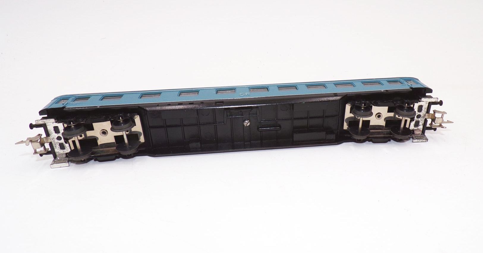 Zeuke TT Schnellzugwagen Blau DR