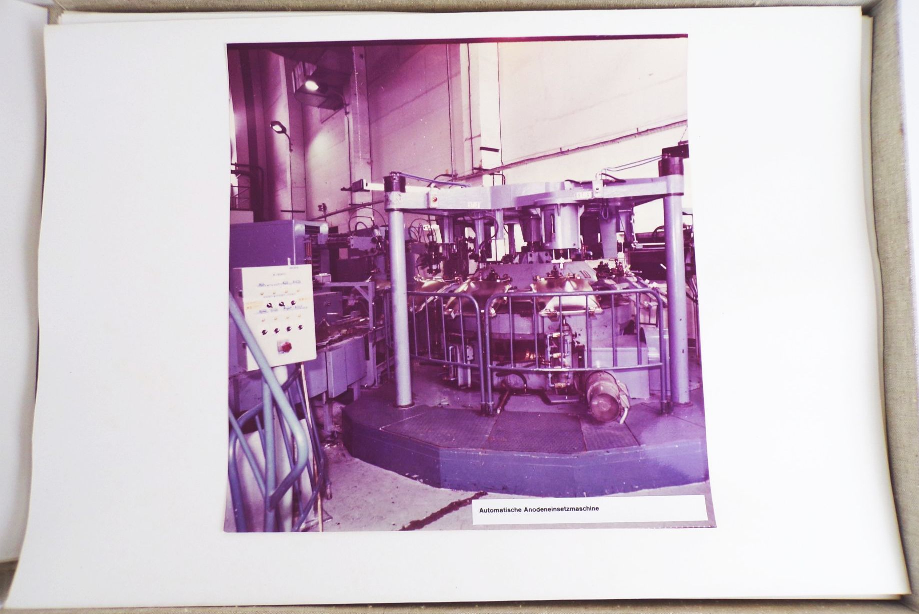 Fernsehkolbenwerk Friedrichshain Tschernitz 1979 DDR Mappe Fernsehkolbenwerk Friedrichshain Tschernitz 1979 DDR Mappe