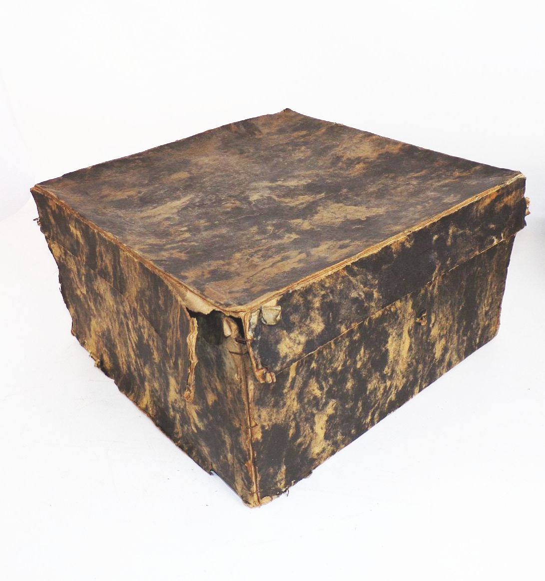 Altes Akkordeon Paul Fischer Klingenthal Originalkarton Altes Akkordeon Paul Fischer Klingenthal Originalkarton