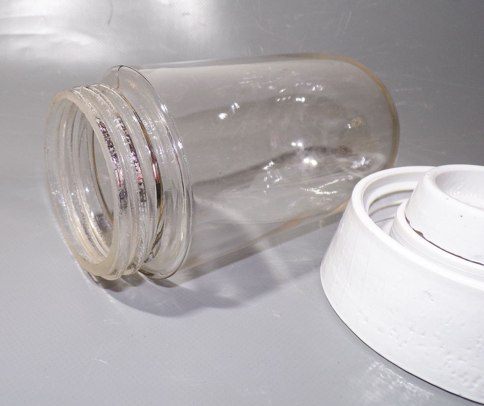 Alte Glaskolbenlampe Porzellan Deckenlampe Leuchte Glas Industrie Design