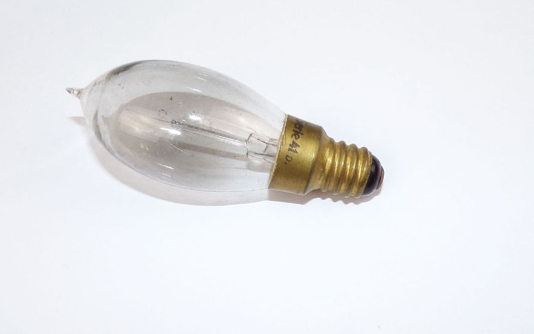 Alte Kohlefaden Glühlampe Serie 41 mit Spitze Siemens und Halske 