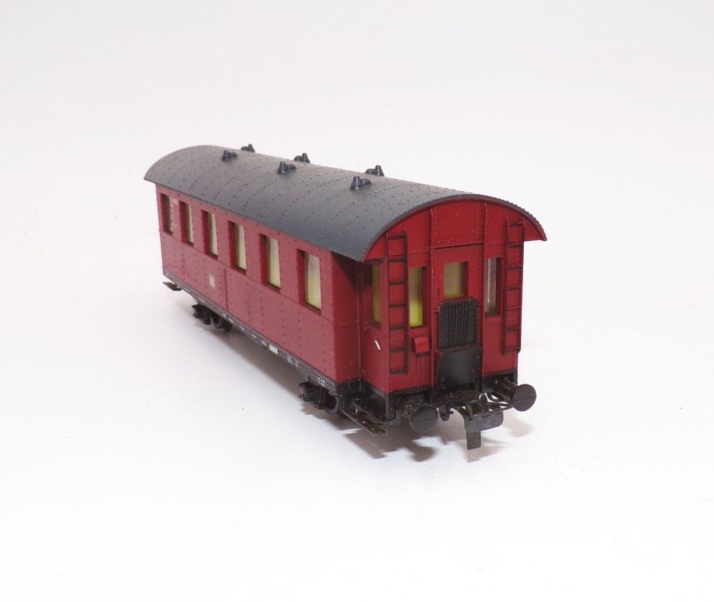 Piko Personenwagen Rot H0 DB 
