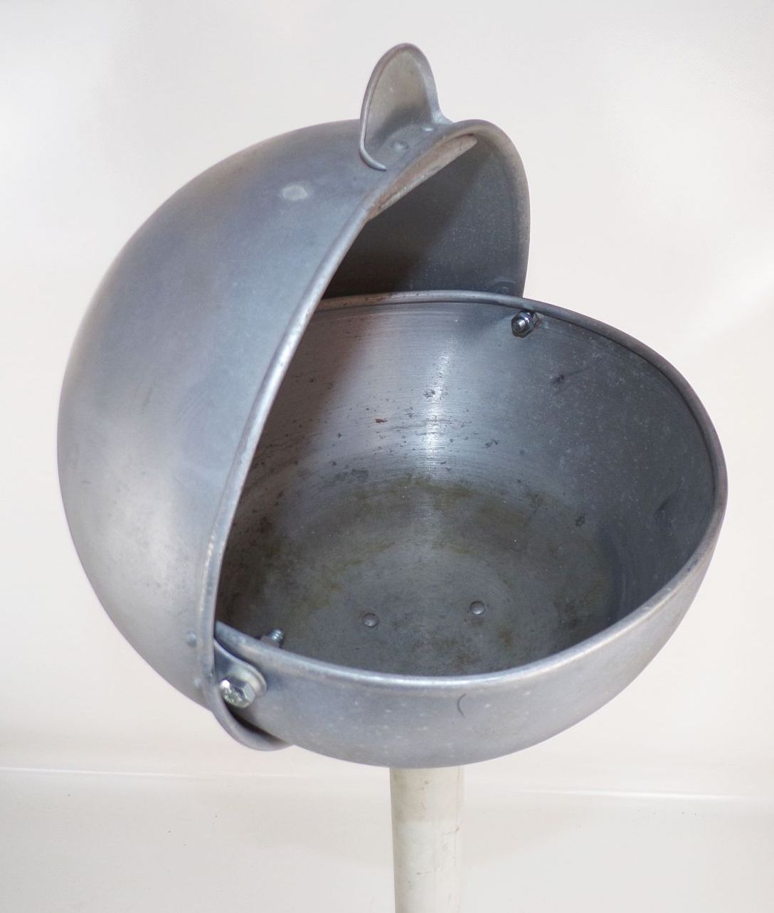 Standaschenbecher Ascher DDR Alu Kugelascher Vintage 