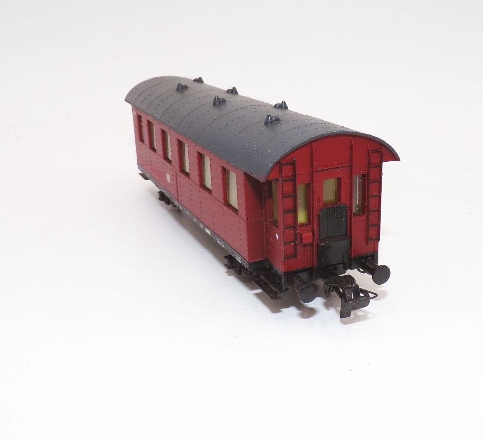 Piko Personenwagen Rot H0 DB 