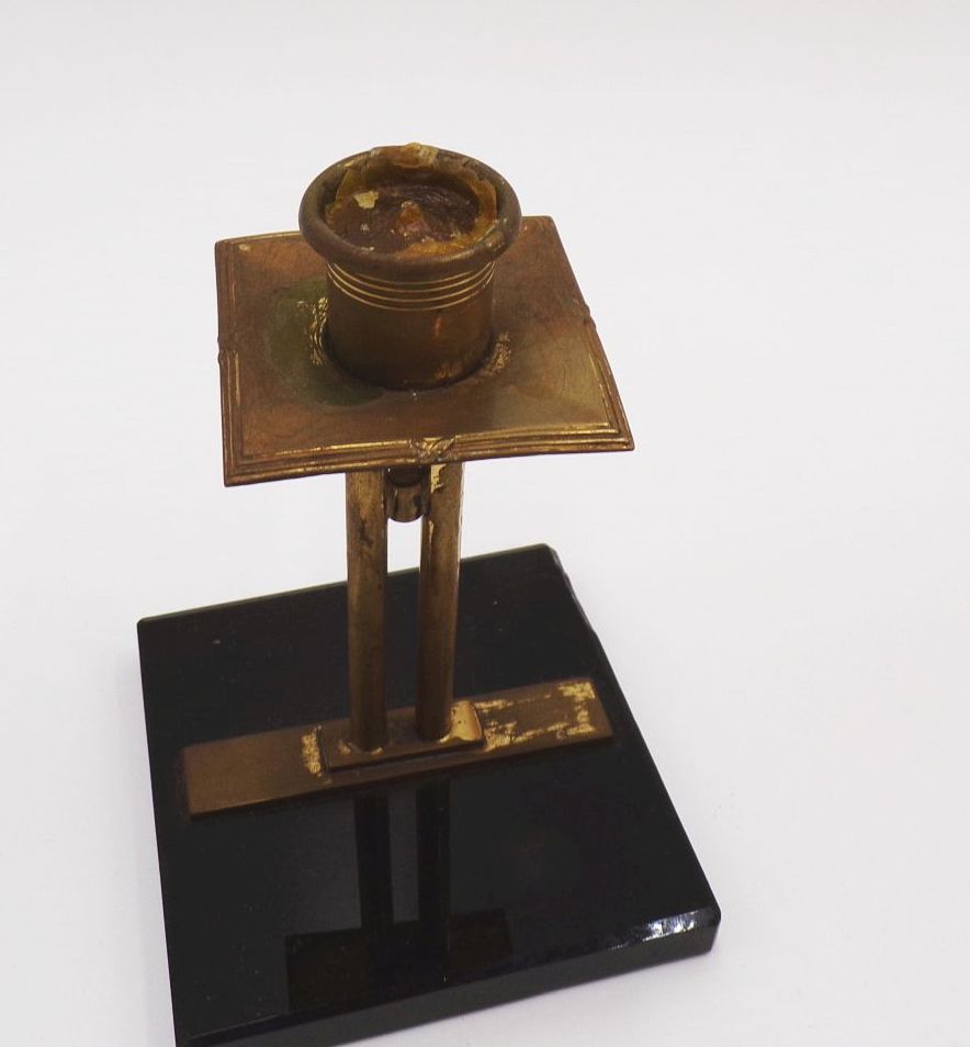 Art Deco Streichholzschachtelhalter Aschenbecher Kerzenhalter Messing 