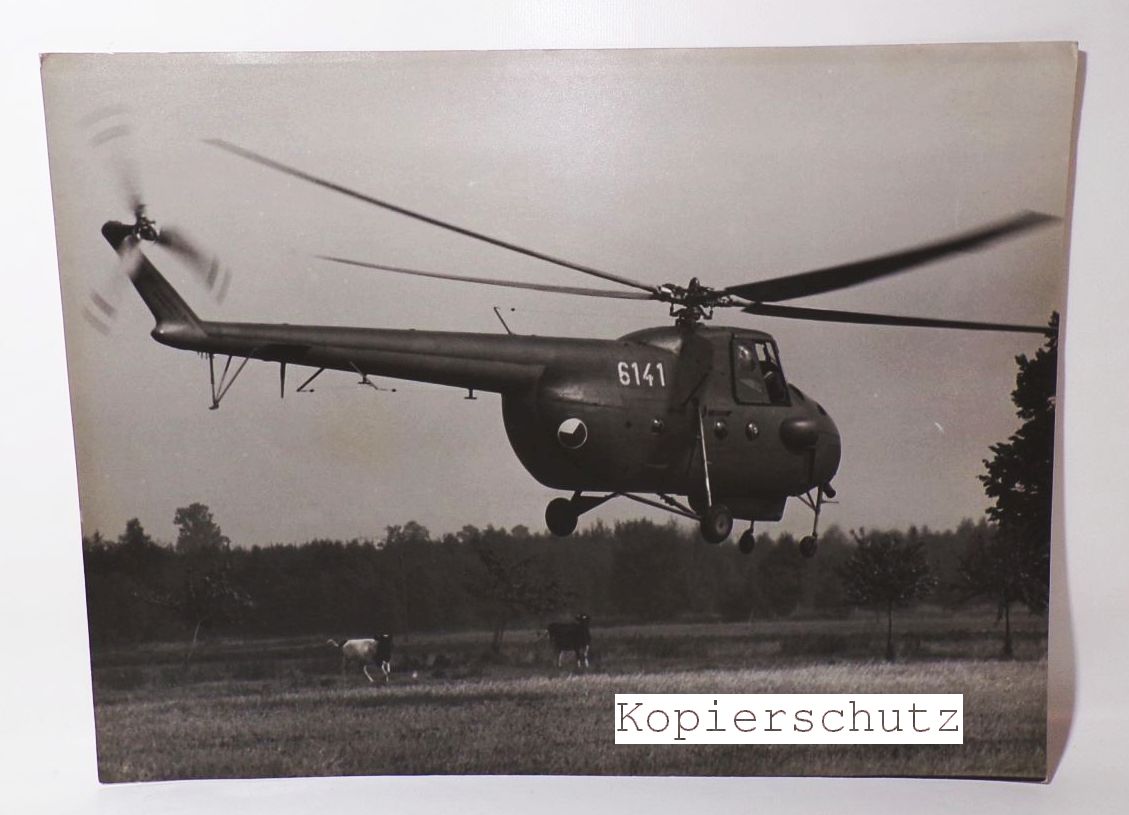 Foto Hubschrauber 6141 CSSR Tschechien Militär 