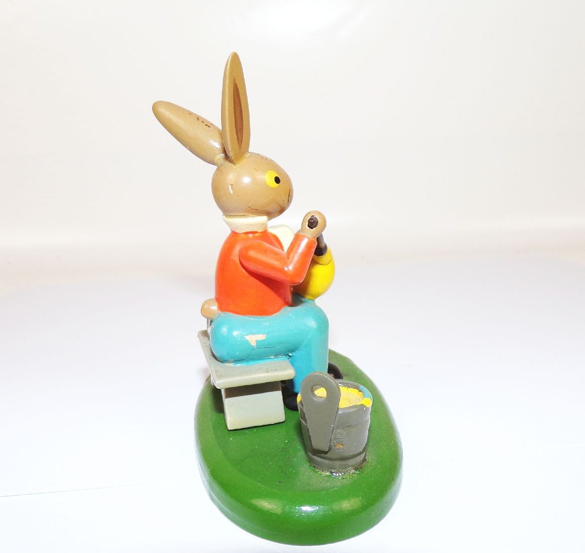 Alter Osterhase bemalt Osterei erzgebirgische Figur 