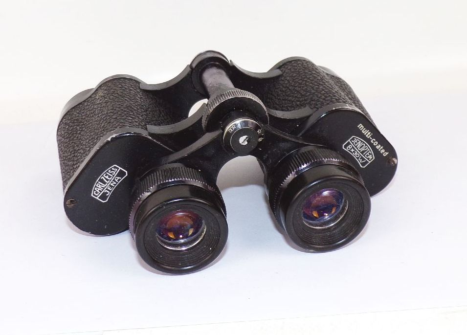 Carl Zeiss Jena Fernglas multi coated 8 x 30 W Jenoptem Carl Zeiss Jena Fernglas multi coated 8 x 30 W Jenoptem
