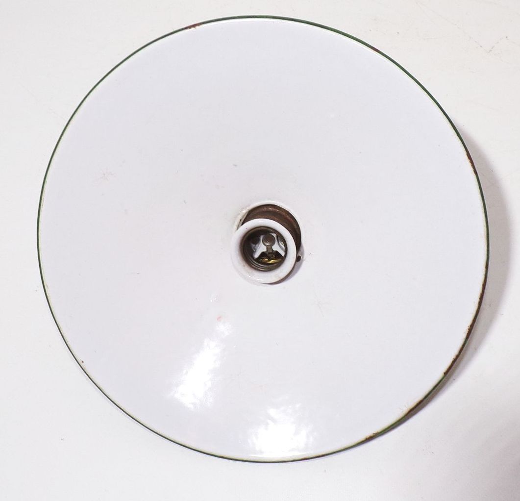 Alte Emaille Deckenlampe Grün Weiss Fabrikleuchte Pendellampe E27 vintage