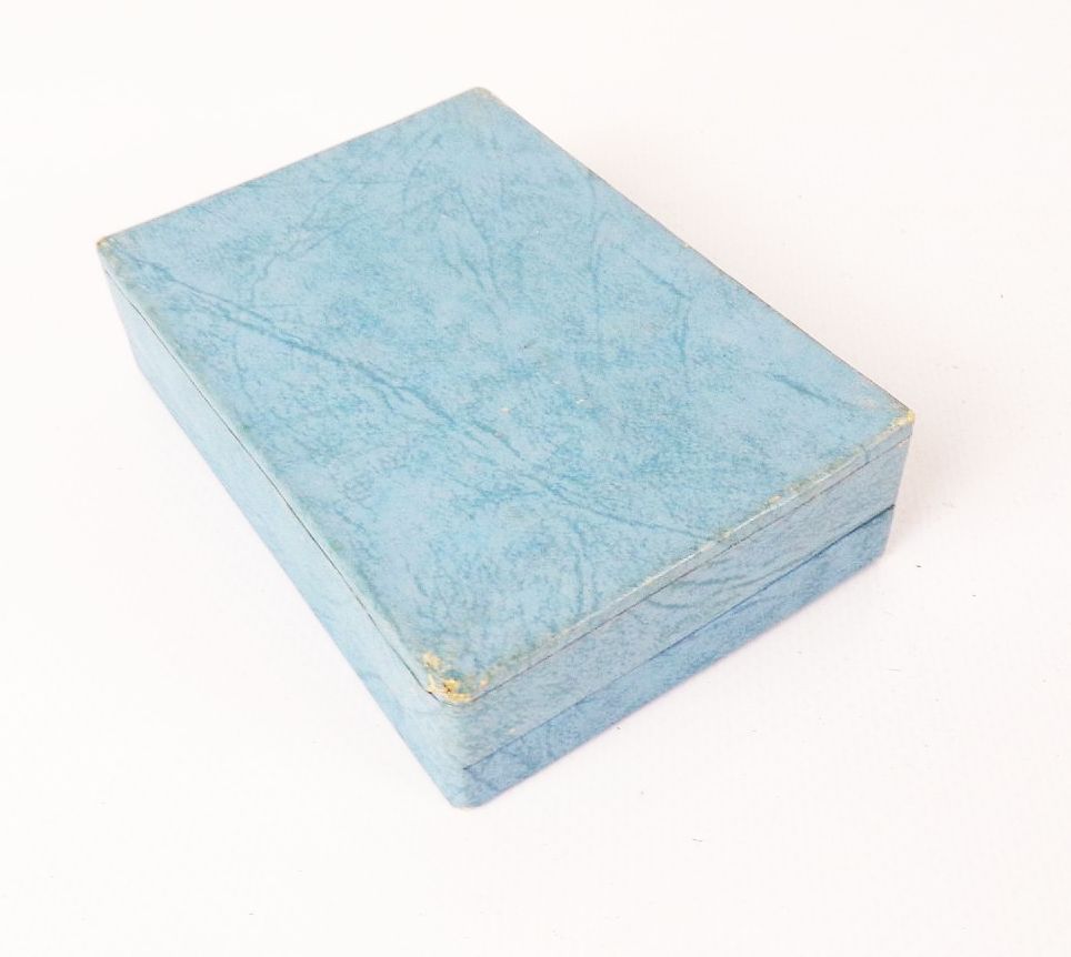 DDR Abzeichen Zum Kampf für die Sache Seid Bereit Etui 