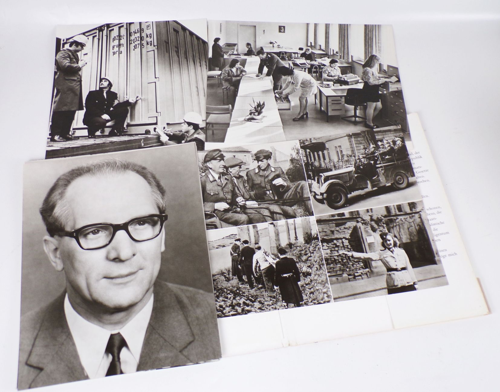 30 Jahre Deutsche Volkspolizei DDR Foto Mappe 1975 VP Fotografie 