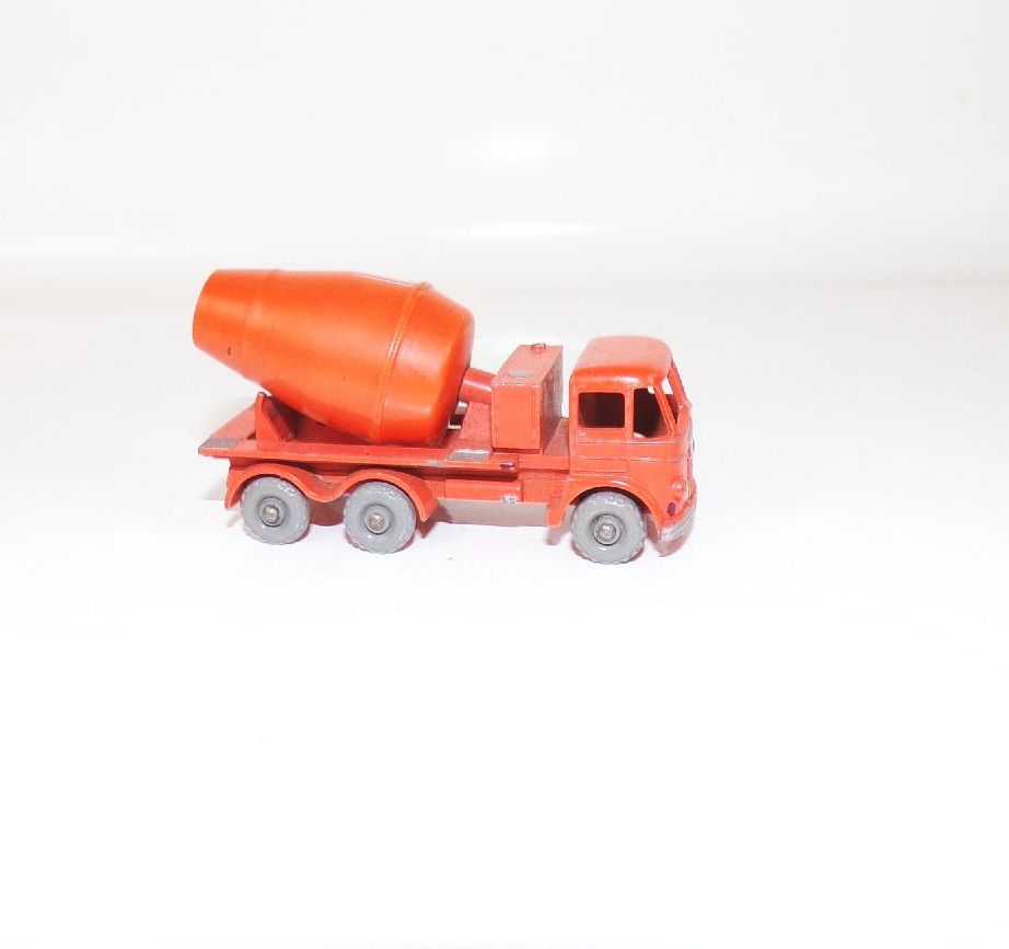 Lesney No 26 Foden Cement Mixer 