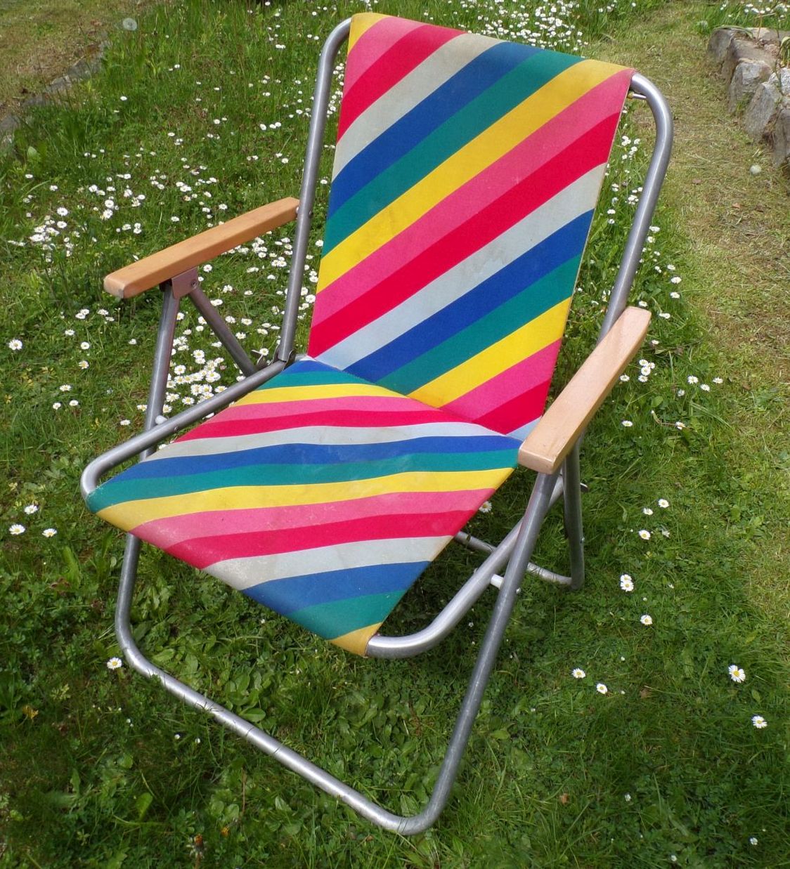 Alter Campingstuhl Bunt Retro DDR Klappstuhl true vintage