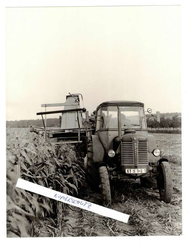 Vintage Foto Fortschritt Neustadt Traktor Zetor Diesel Maisernte 1980er D6 