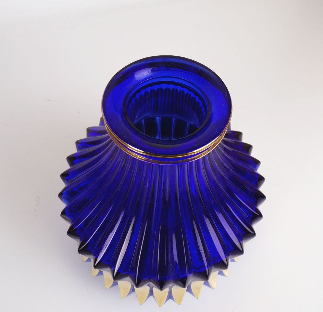Alte Vase Glas Blau Gold Art Deco Design Pressglas DDR Vintage