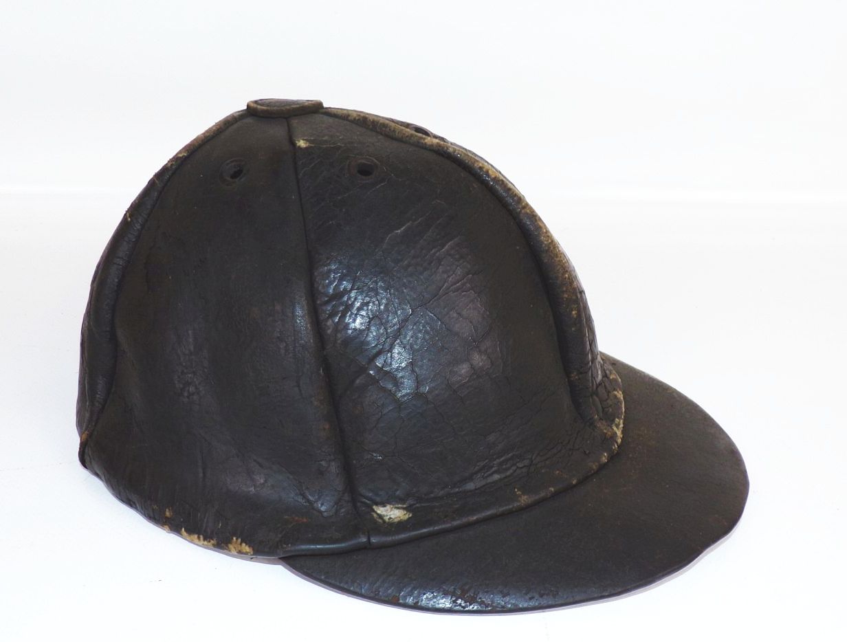 Alte Ledermütze Bergbau Kappe Helm Grubenhelm Antik Zeche Alte Ledermütze Bergbau Kappe Helm Grubenhelm Antik Zeche