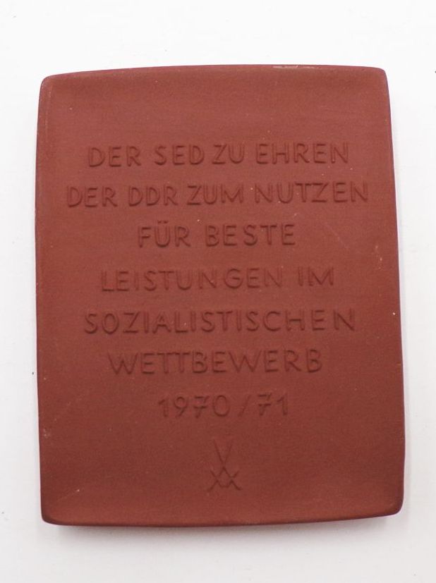 Salut 25 Jederzeit Gefechtsbereit NVA Meissen Plakette 1970 