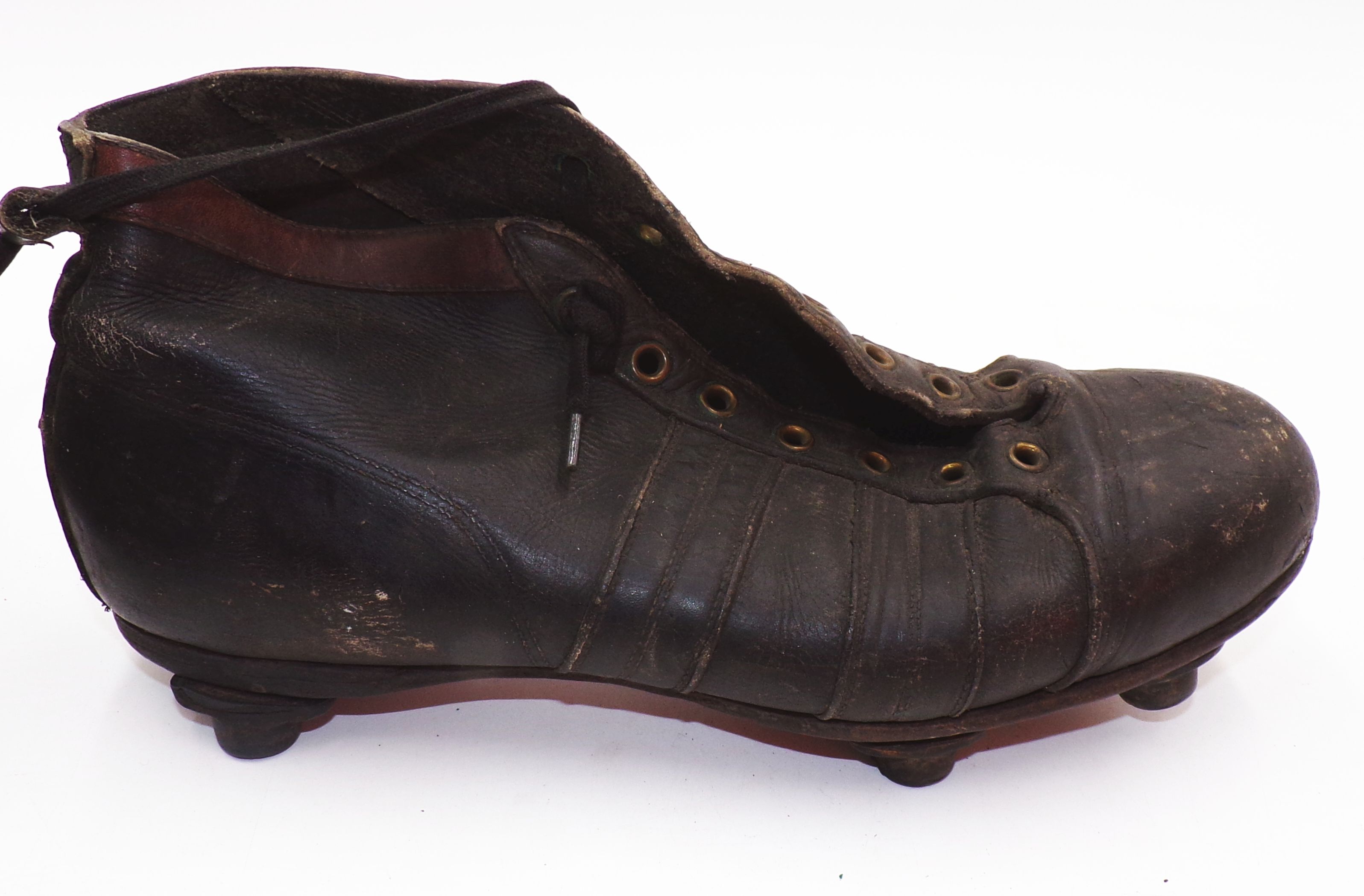 Alte Fussballschuhe genagelt Vintage boots Alte Fussballschuhe genagelt Vintage boots