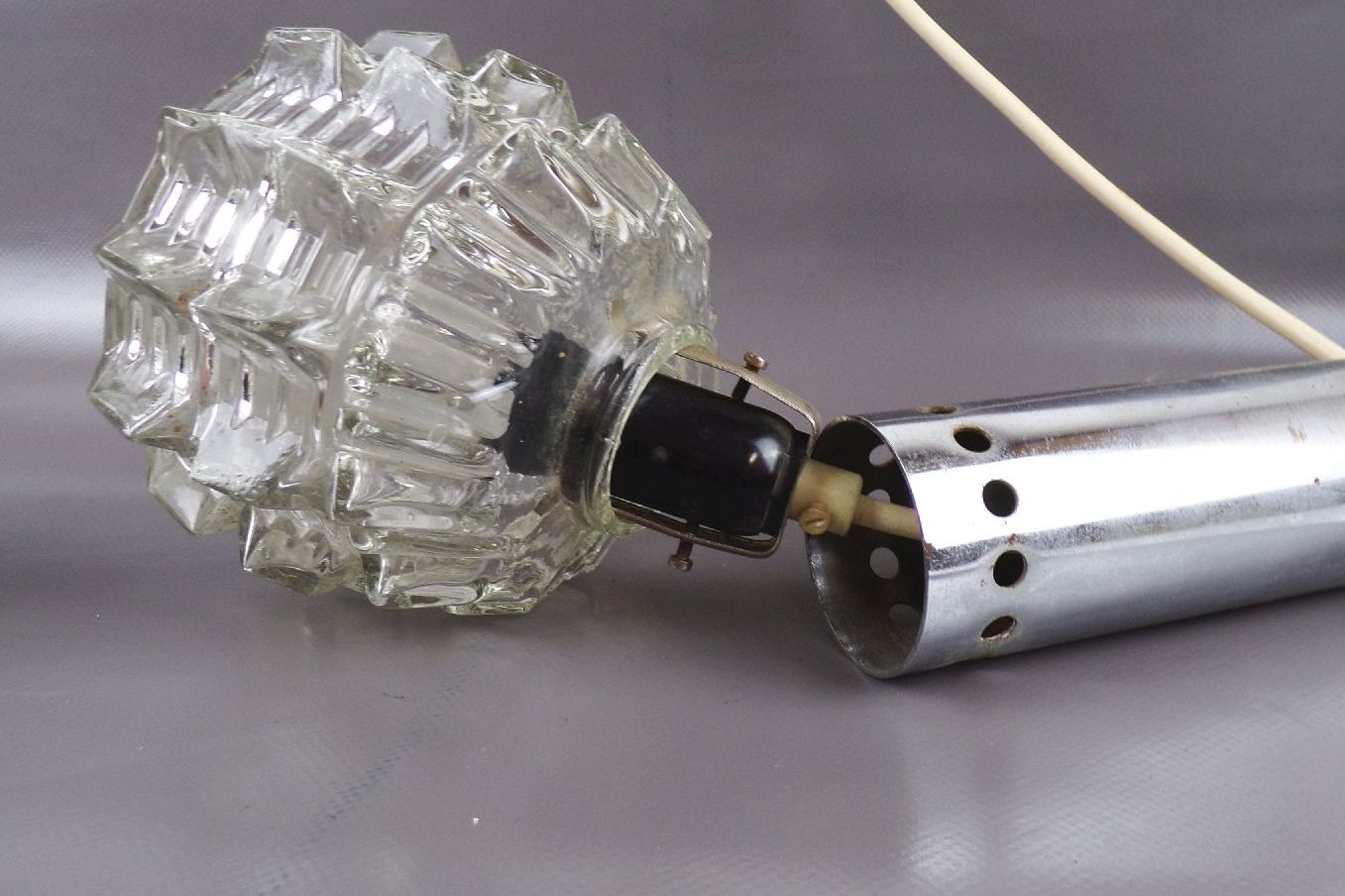 Alte Pendelleuchte 2er Preßglas E27 DDR Hängelampe 