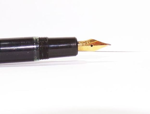 Makeba 440 Kolbenfüller OVP Füllhalter Füller 