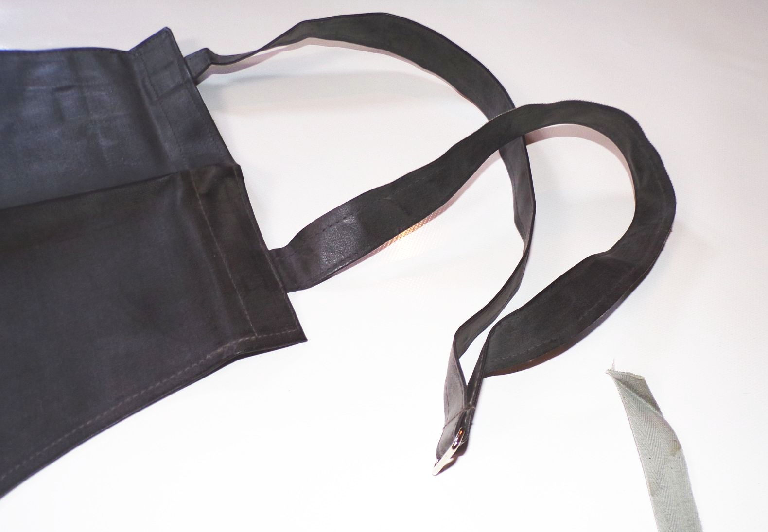 Alte Arbeitsschürze Arbeitsschutz Grau DDR Vintage Schürze Alte Arbeitsschürze Arbeitsschutz Grau DDR Vintage Schürze